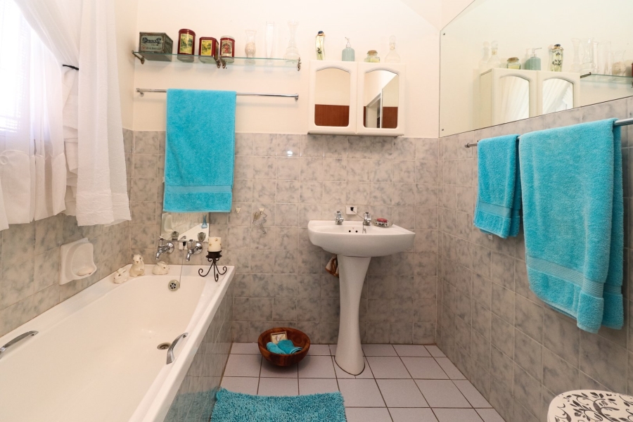 3 Bedroom Property for Sale in Flimieda North West